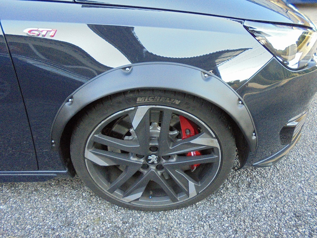 オーダぺージ 308 GTI by PEUGEOT SPORT (270)オーバーフェンダー取り付け